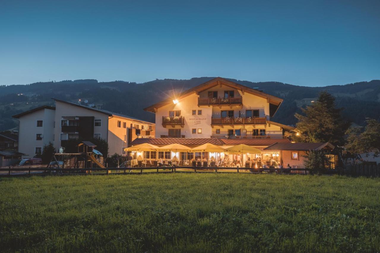 Loipenstubn Hotel Brixen im Thale Eksteriør billede
